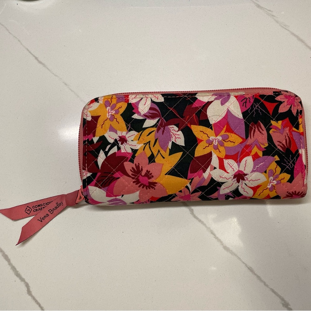 Vera Bradley RFID Bifold Wallet in Rosa Floral